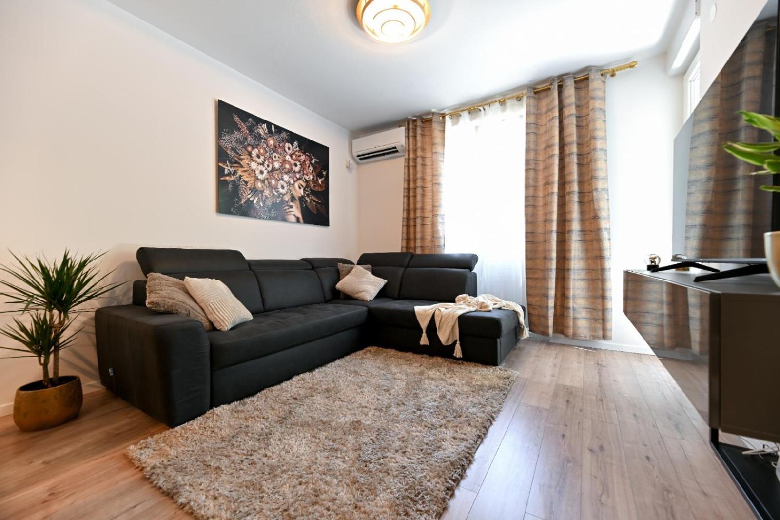 Newly Renovated Apartment Luce Zadar Exterior photo